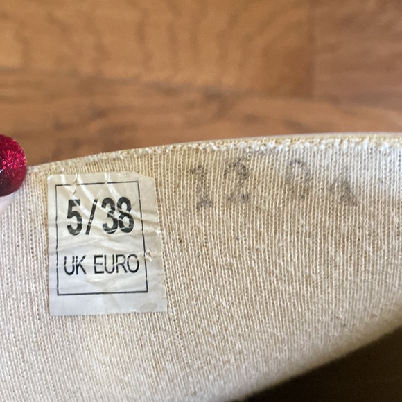 Vintage 90’s Tayberry pink flowered Wellington “Wellies” from Wales, UK - Picture 6 of 11